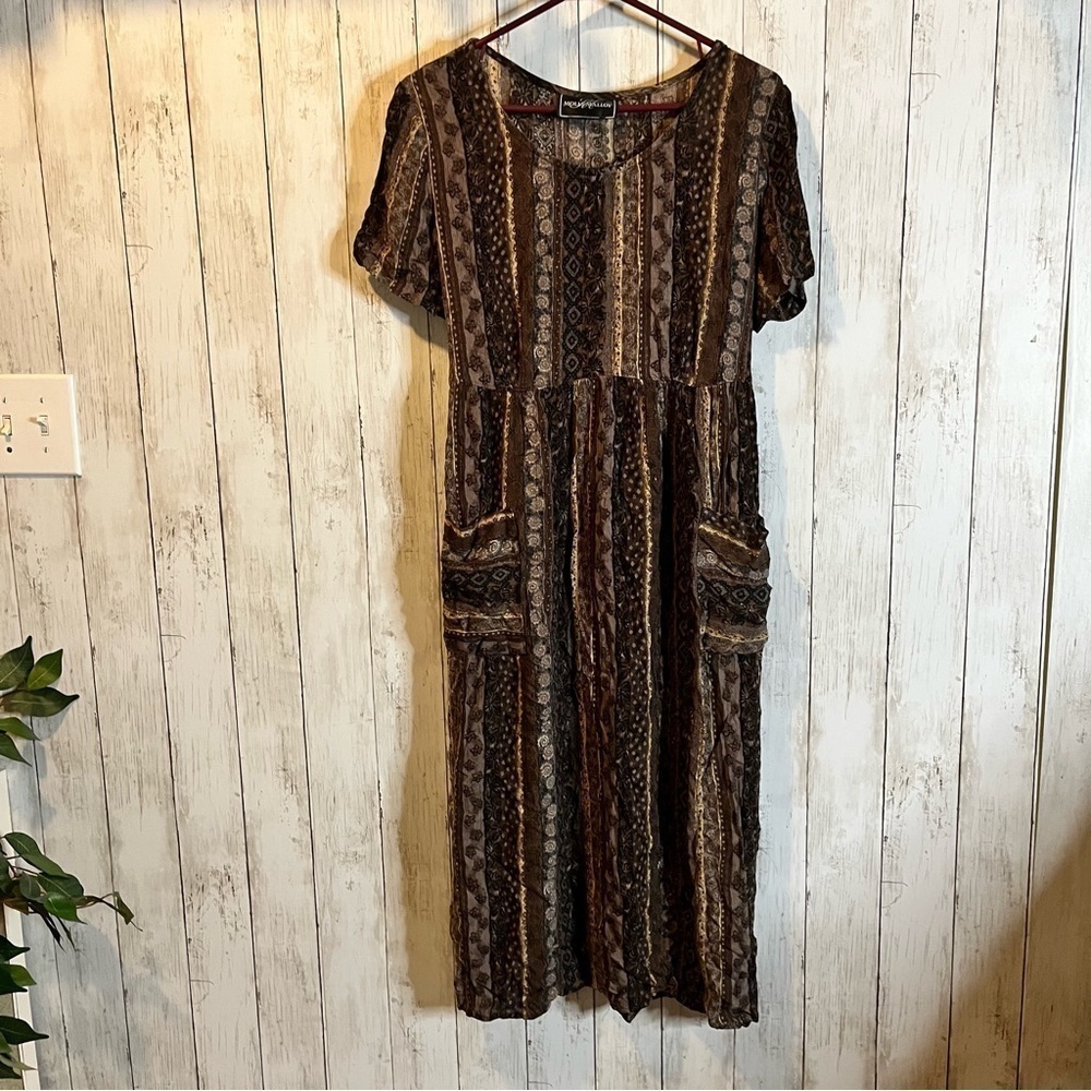 Molly Malloy brown, black and cream dress , measurements in description
